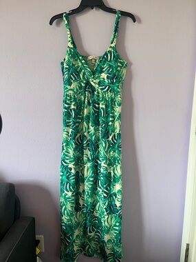 Harlow & Rose Green Leaf Wrap-Style Dress